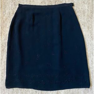 gap / black skirt
